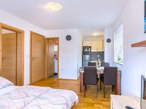 19163231-Ferienwohnung-4-Medulin-300x225-5