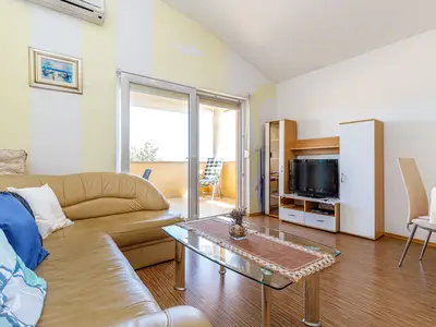 Ferienwohnung für 4 Personen (60 m²) in Liznjan 3/10