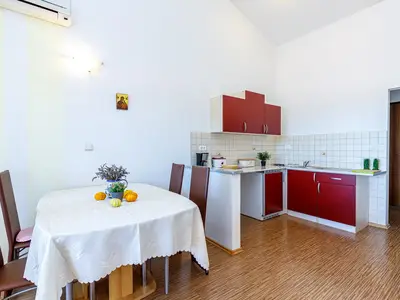 Ferienwohnung für 4 Personen (60 m²) in Liznjan 5/10