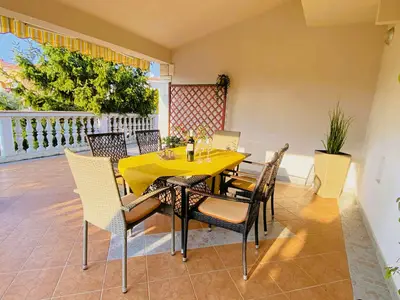 Ferienwohnung für 7 Personen (120 m²) in Medulin 1/10