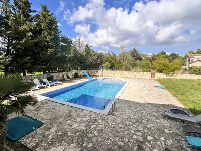pool