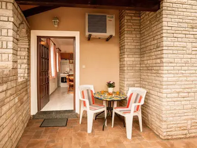 Ferienwohnung für 3 Personen (48 m²) in Medulin 1/10