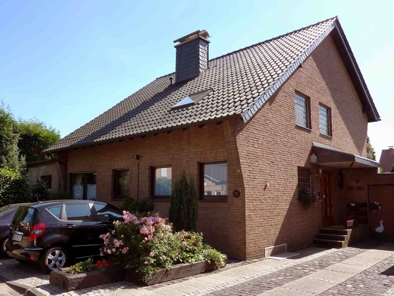 19300318-Ferienwohnung-5-Meerbusch-800x600-1