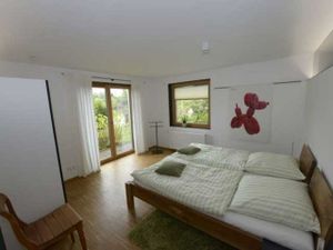 23372186-Ferienwohnung-3-Meersburg-300x225-3