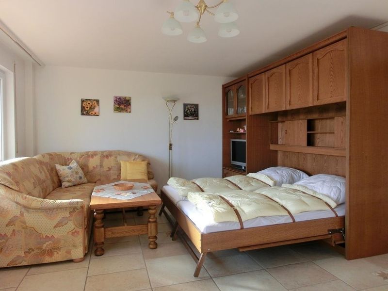 23390647-Ferienwohnung-6-Meersburg-800x600-1