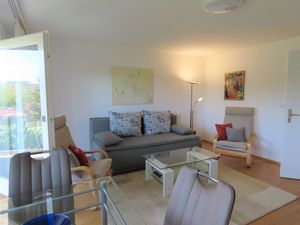 23881586-Ferienwohnung-4-Meersburg-300x225-1