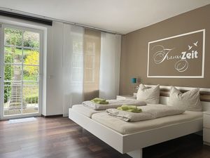 23881858-Ferienwohnung-4-Meersburg-300x225-2