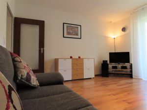 23882598-Ferienwohnung-4-Meersburg-300x225-1