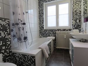 23882598-Ferienwohnung-4-Meersburg-300x225-2