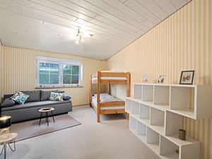 23672119-Ferienwohnung-6-Meersburg-300x225-4