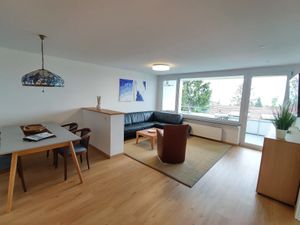 23355397-Ferienwohnung-4-Meersburg-300x225-2