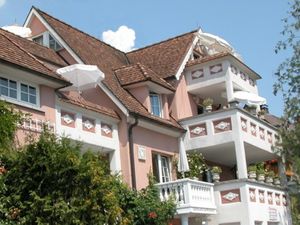 22256243-Ferienwohnung-4-Meersburg-300x225-4