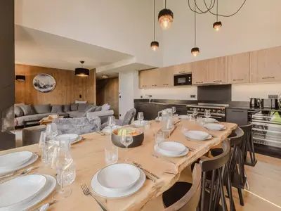 DiningRoom