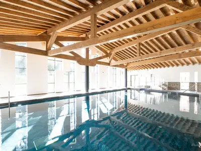 PoolOfHouse