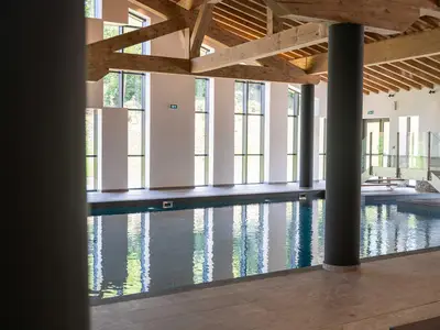 PoolOfHouse