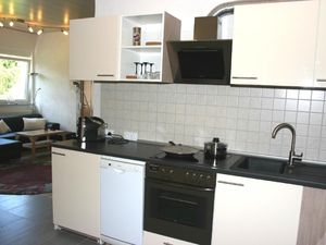 21924451-Ferienwohnung-4-Mehren-300x225-5