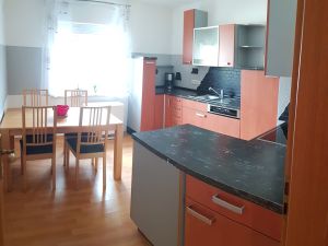 23672015-Ferienwohnung-3-Meinerzhagen-300x225-5