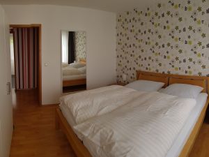 23672015-Ferienwohnung-3-Meinerzhagen-300x225-2