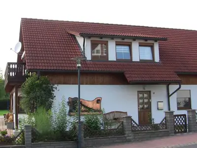 Ferienwohnung für 6 Personen (89 m²) in Meiningen 1/10