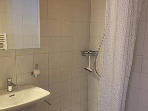 22412805-Ferienwohnung-4-Meiringen-300x225-5