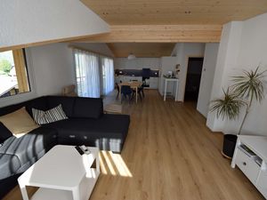 21935787-Ferienwohnung-5-Meiringen-300x225-1