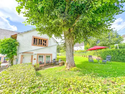 Außenseite Ferienhaus [Sommer]