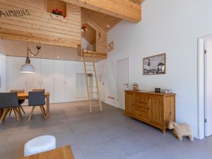 22643499-Ferienwohnung-4-Melchtal-300x225-3