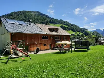Ferienwohnung für 6 Personen (100 m²) in Mellau 2/10