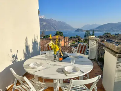 Balkon Balkon