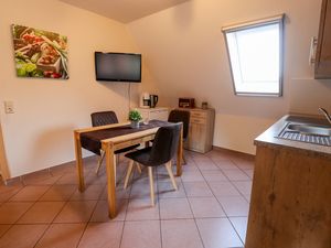 21632807-Ferienwohnung-4-Meppen-300x225-1