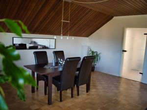 22513103-Ferienwohnung-4-Meppen-300x225-3