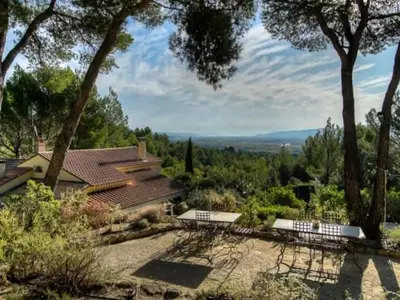 Ferienwohnung für 13 Personen (200 m²) in Mérindol 2/10