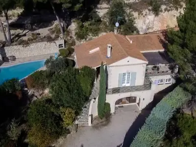 Ferienwohnung für 13 Personen (200 m²) in Mérindol 3/10