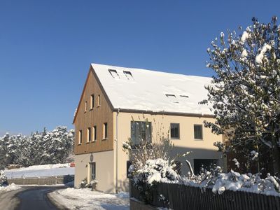 Hausansicht (Winter)