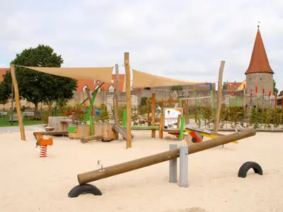 Themen- und Erlebnisspielplatz „Treffpunkt Stadtgraben“