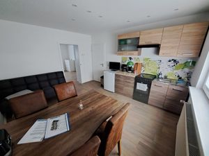 23690635-Ferienwohnung-3-Merseburg-300x225-1