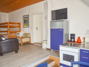 22498415-Ferienwohnung-9-Merzen-300x225-0