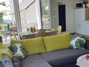 23967487-Ferienwohnung-4-Merzig-300x225-1