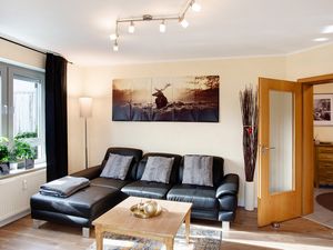 23323249-Ferienwohnung-4-Meschede-300x225-2