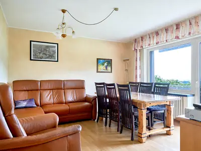 Ferienwohnung - Wohnzimmer / Urheber: Pension und Ferienwohnung am Einberg in Meschede