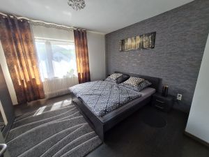 23534708-Ferienwohnung-5-Meschede-300x225-0