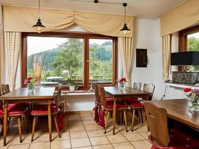 Ferienwohnung für 7 Personen (85 m²) in Meschede 10/10
