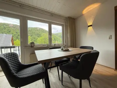 Wohn Esszimmer--,