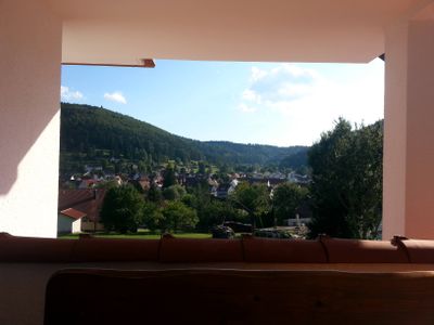 Blick von der überdachten Terrasse auf Oberdigisheim