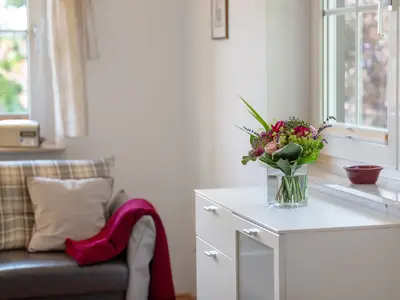 Photo, INSIDE, OUTSIDE