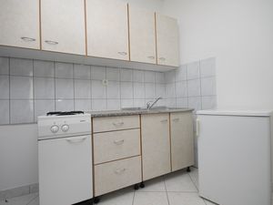 19128159-Ferienwohnung-4-Metajna-300x225-2