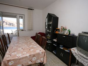 19129373-Ferienwohnung-6-Metajna-300x225-1