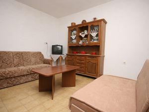 19125925-Ferienwohnung-5-Metajna-300x225-1