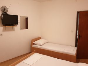 Ferienwohnung für 3 Personen (22 m²) in Metajna