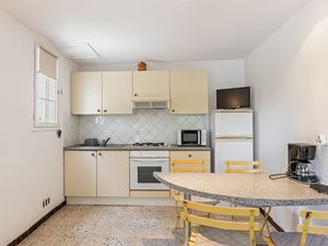 22255637-Ferienwohnung-4-Mèze-300x225-4